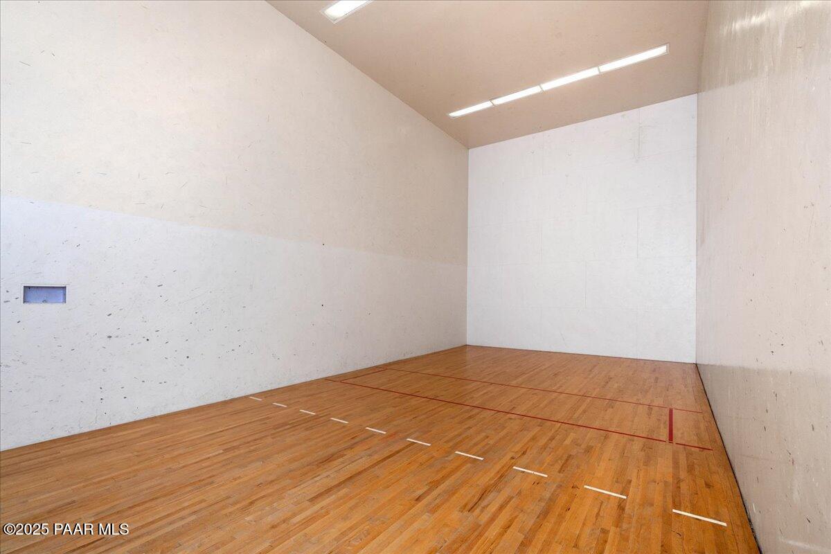 1120 Tanglewood Road