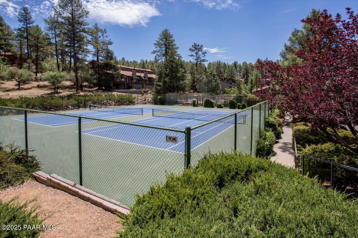 1120 Tanglewood Road