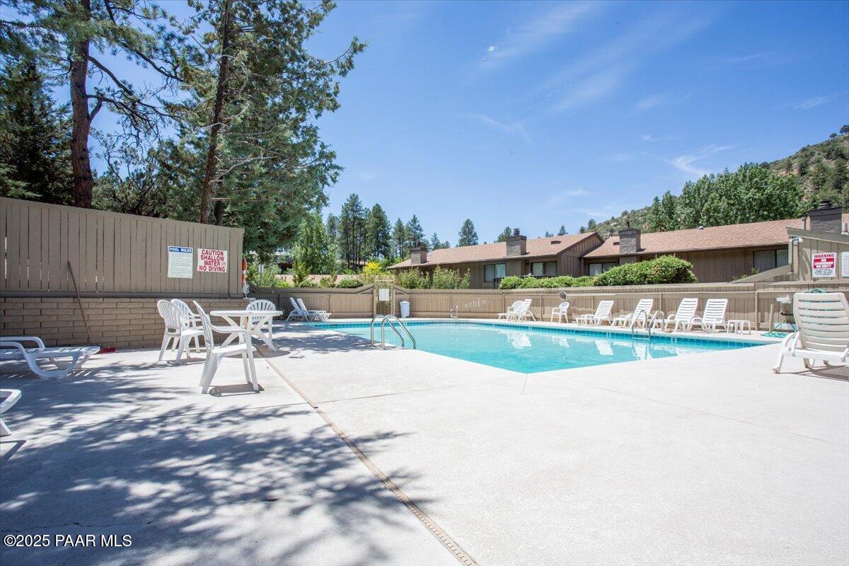 1120 Tanglewood Road