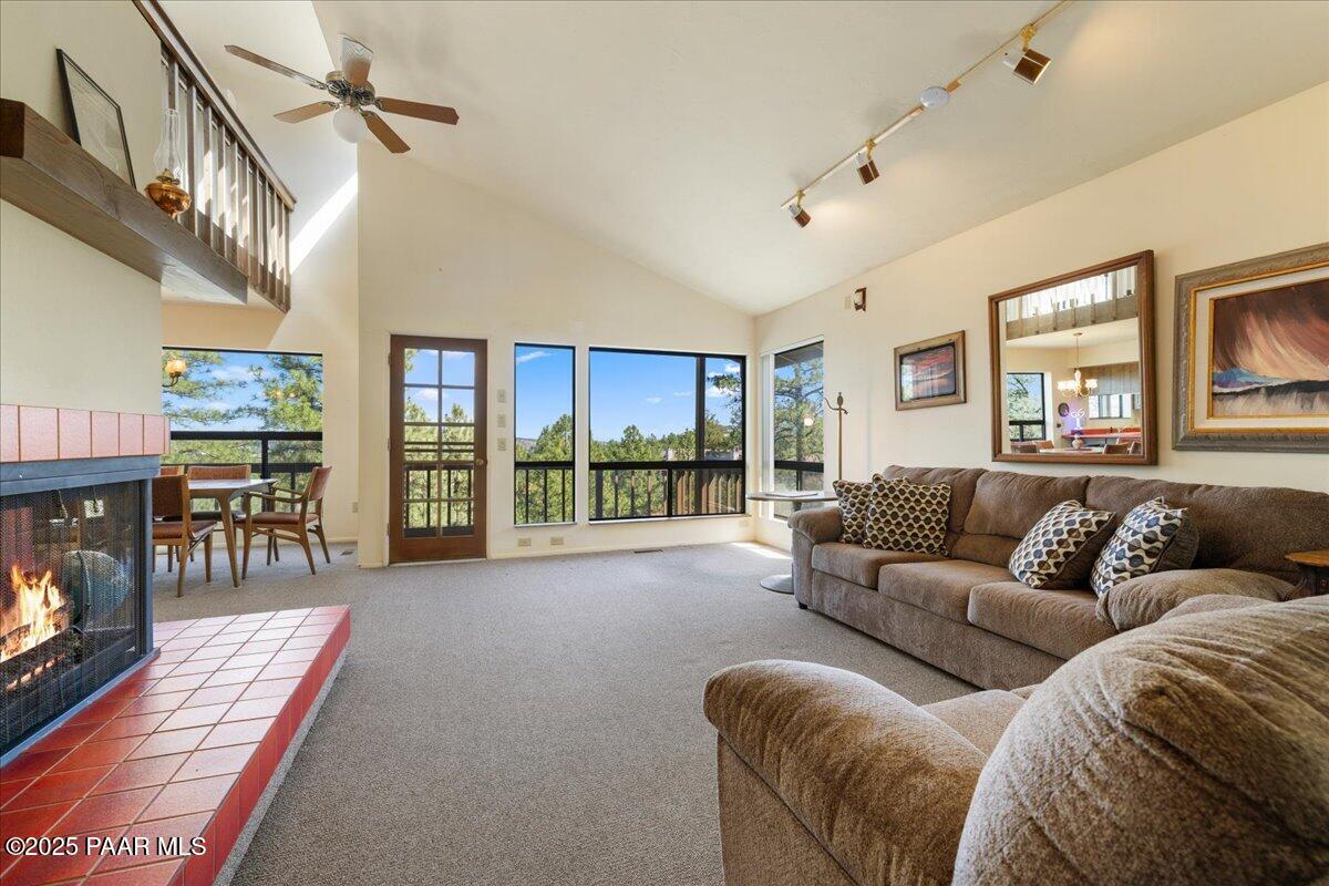 1120 Tanglewood Road