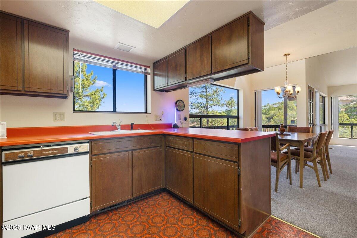 1120 Tanglewood Road