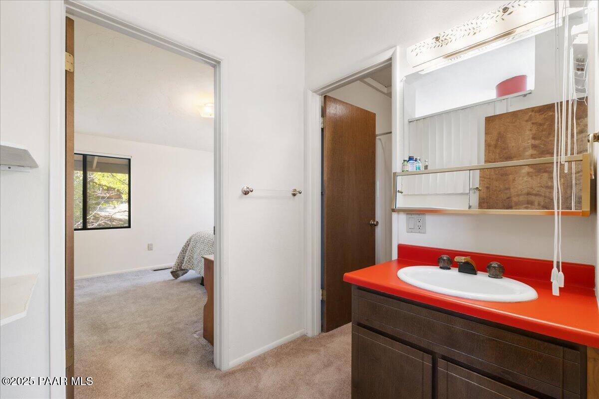 1120 Tanglewood Road