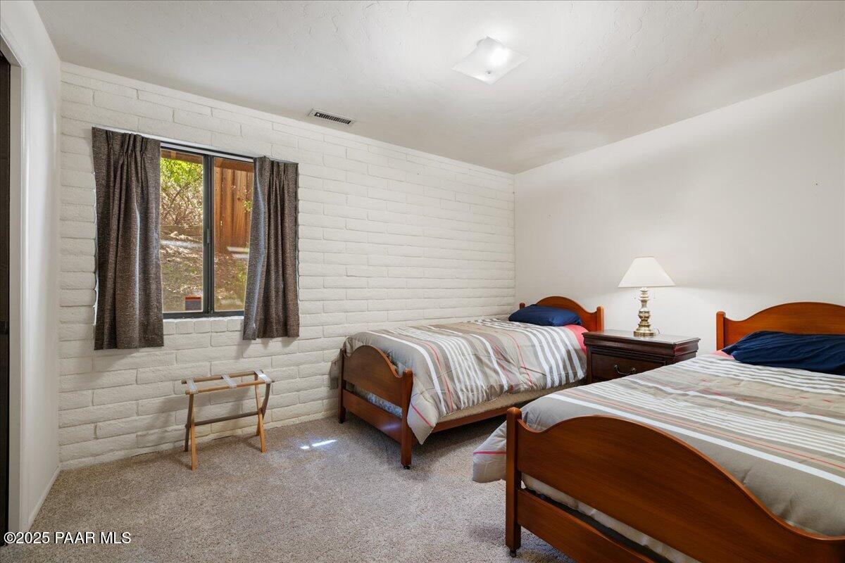 1120 Tanglewood Road