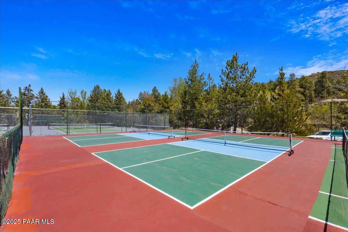 1120 Tanglewood Road