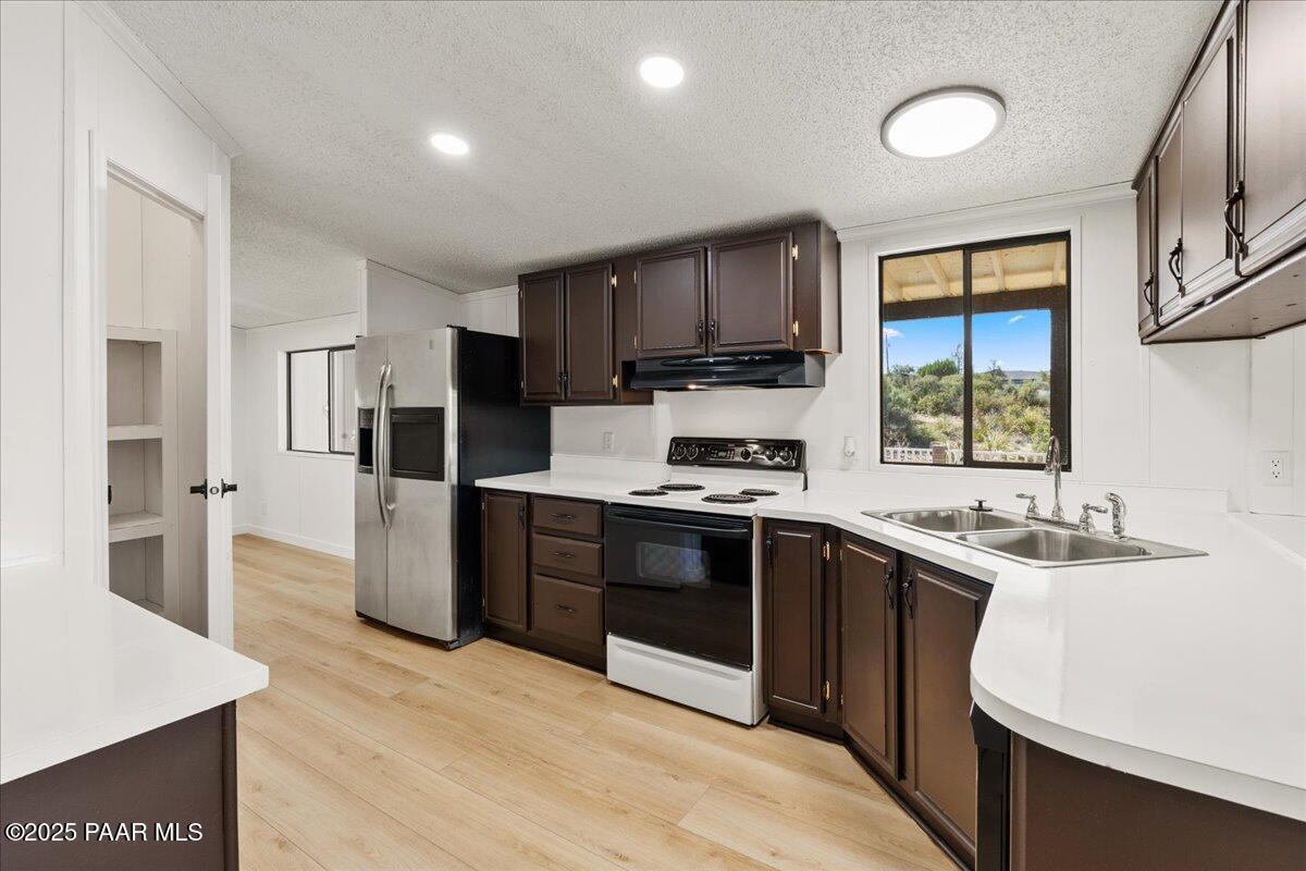 16132 S Red Rock Lane