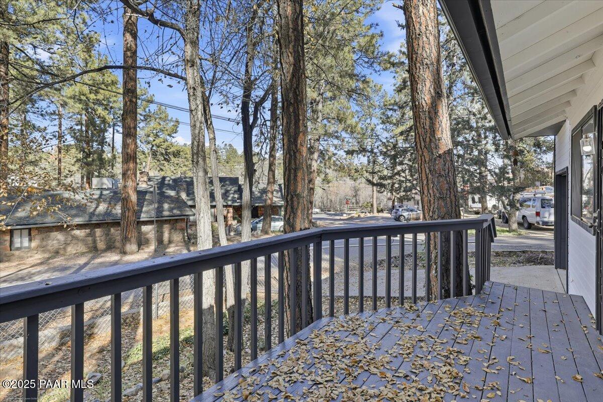 707 Cherokee Road