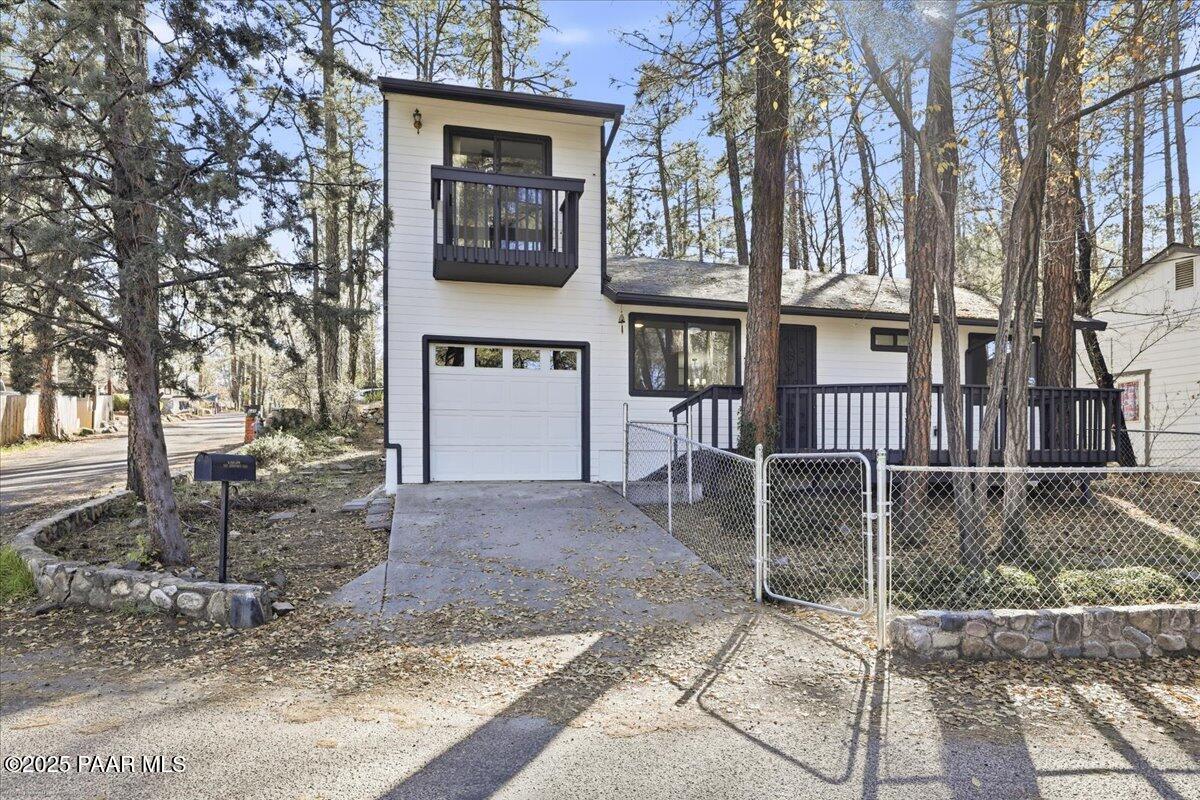 707 Cherokee Road