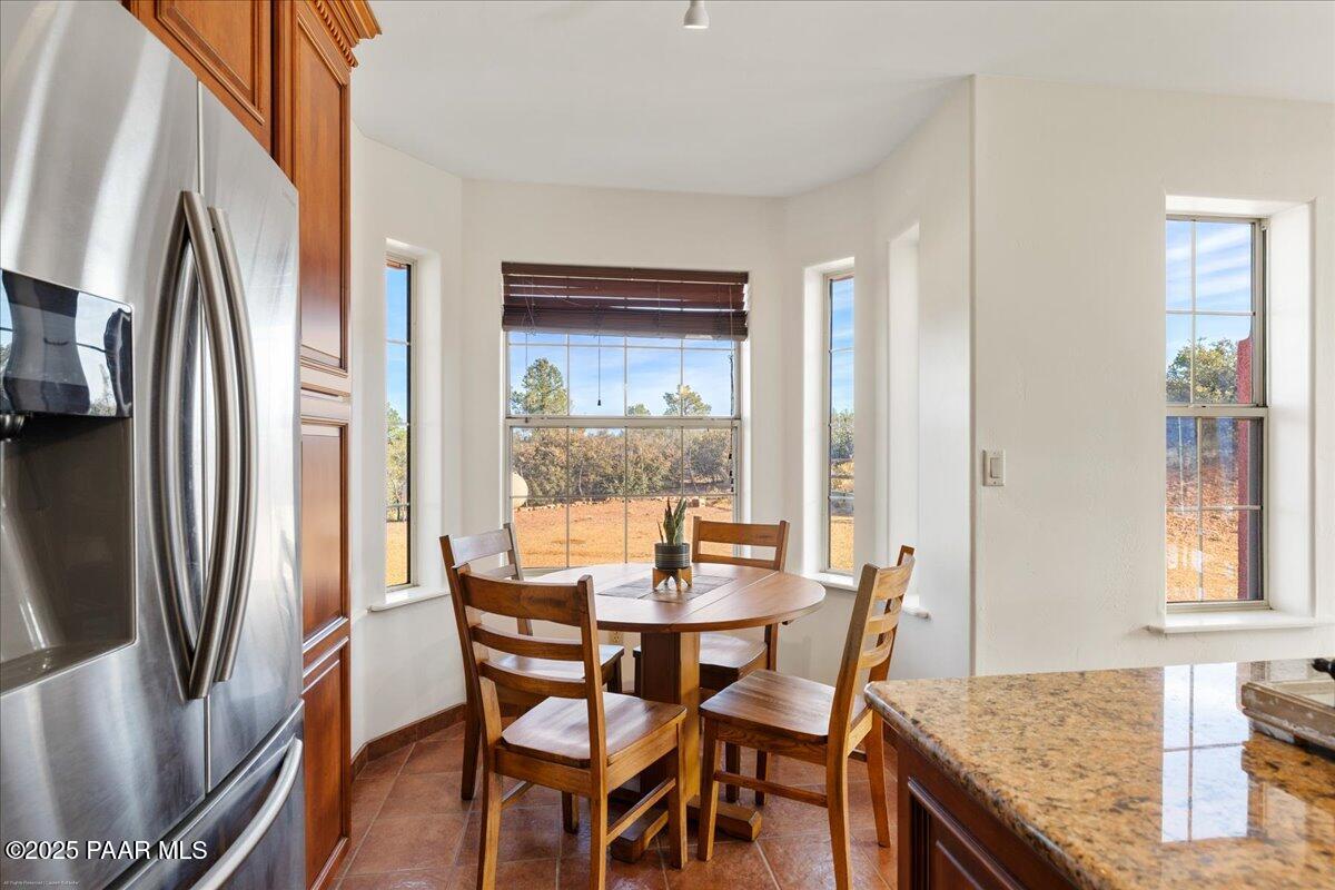 4515 W Old Stage Road