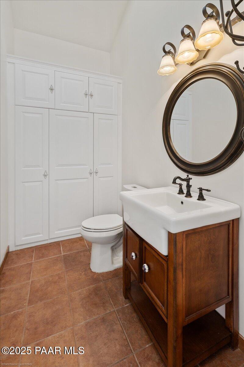 4515 W Old Stage Road