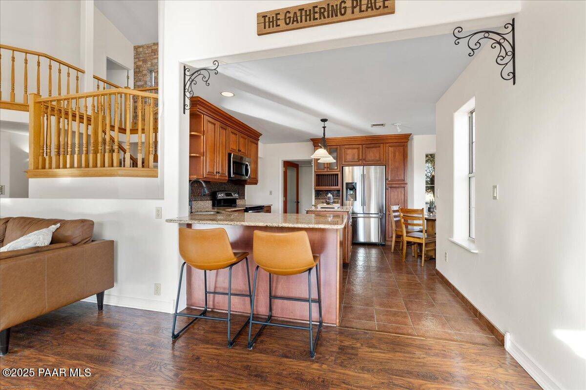 4515 W Old Stage Road