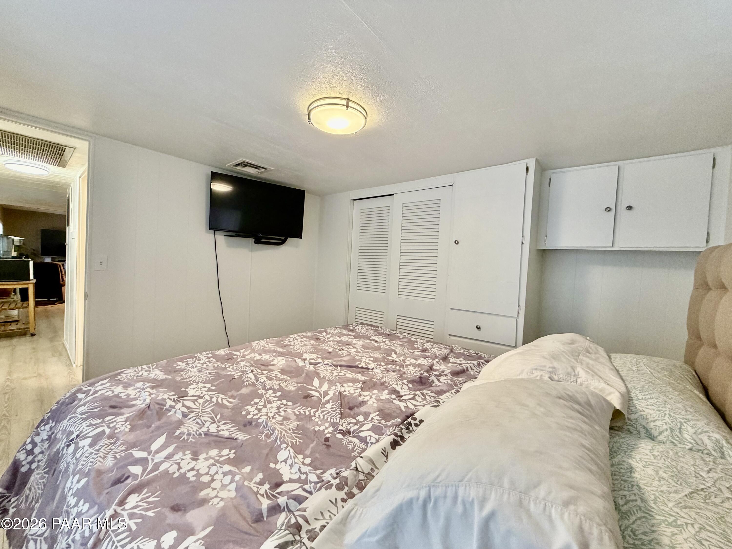 837 Division Street Unit: 32