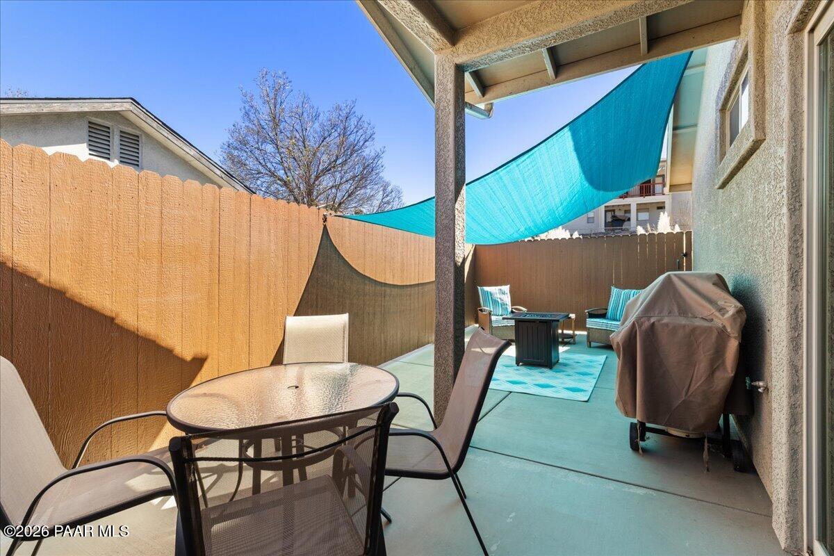 4679 N Viewpoint Drive