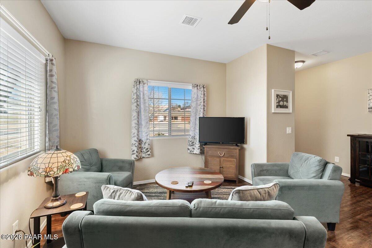 4679 N Viewpoint Drive