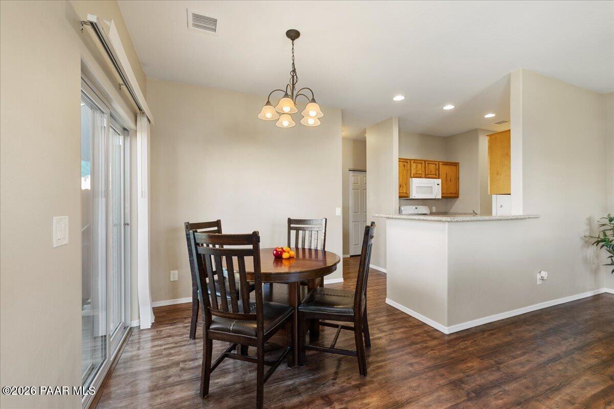 4679 N Viewpoint Drive