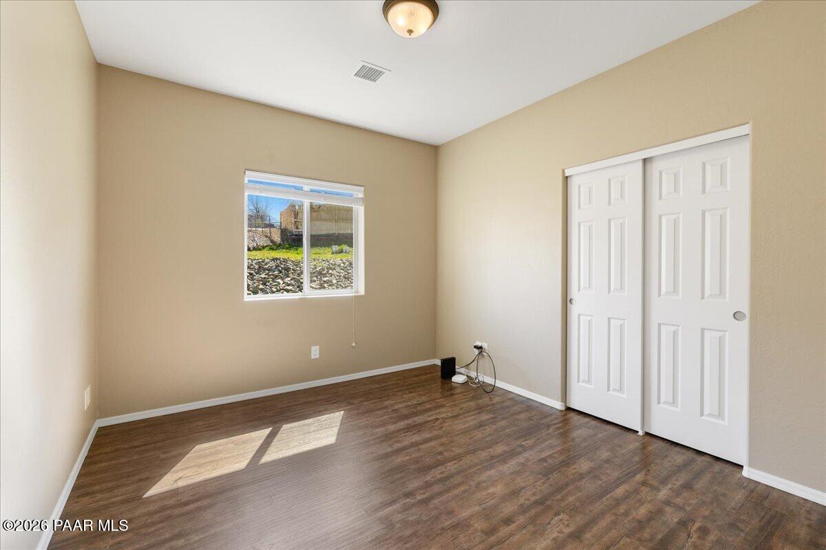 4679 N Viewpoint Drive