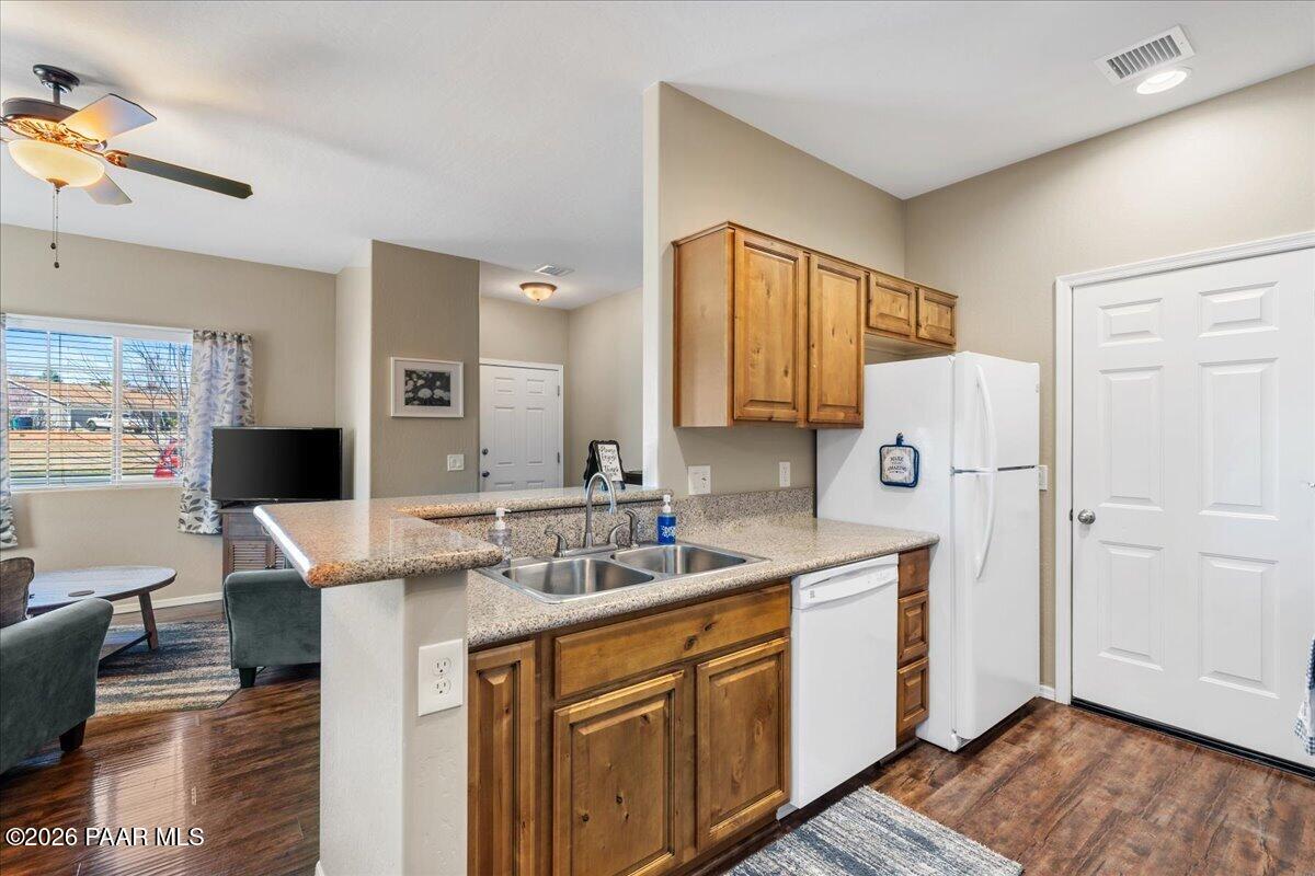 4679 N Viewpoint Drive