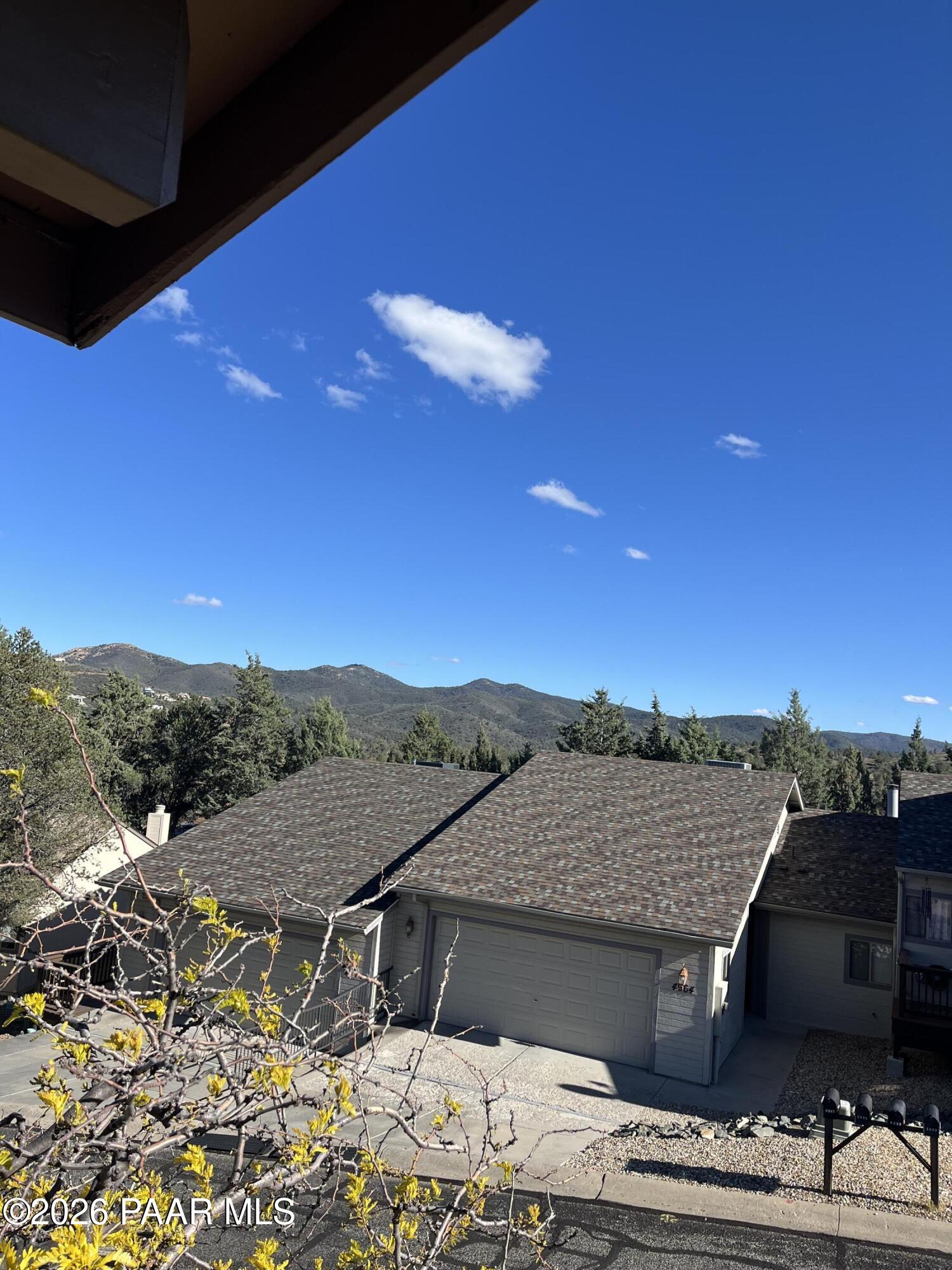 4945 Summit Circle
