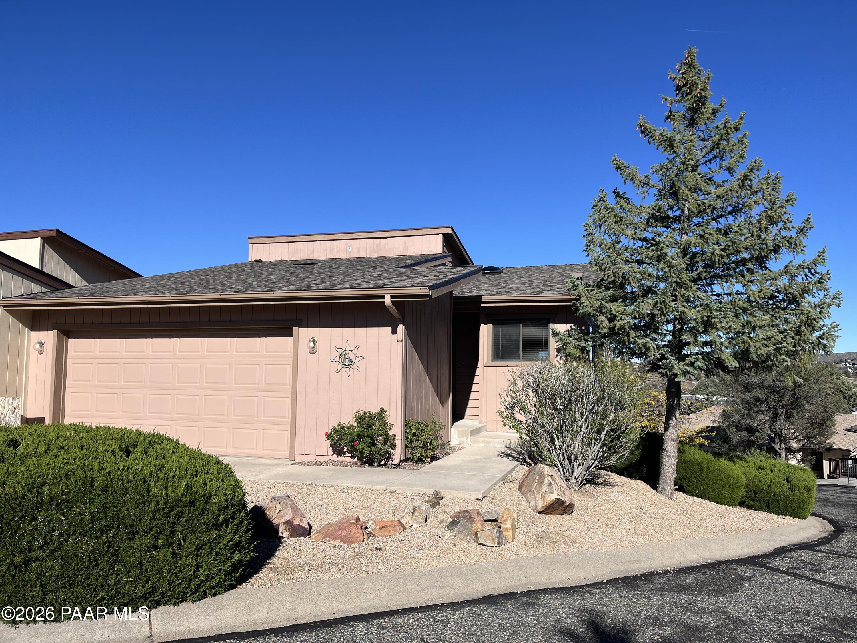 4945 Summit Circle