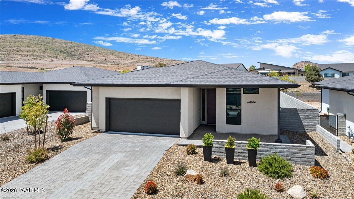 4472 N Garrett Drive
