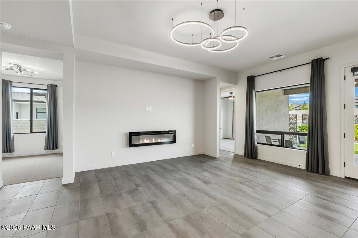 4472 N Garrett Drive