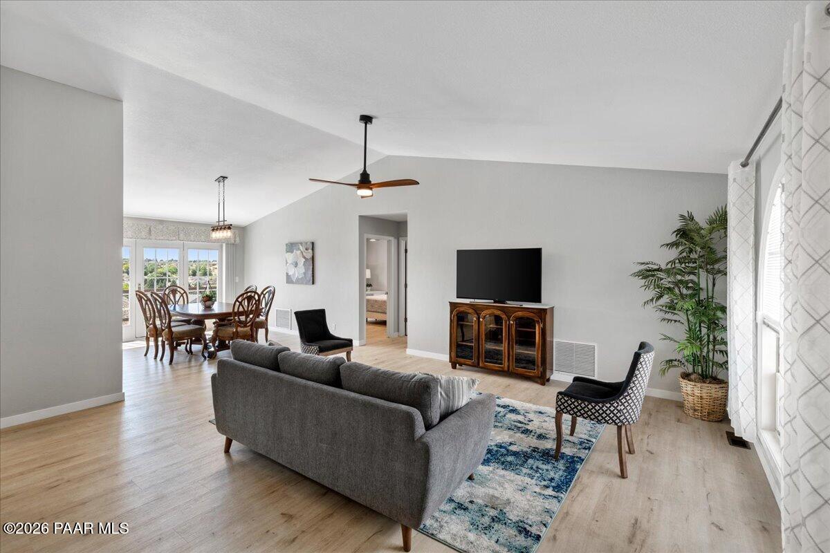 4624 N Lodgepole Court