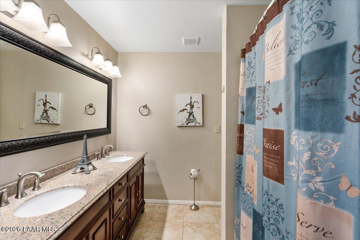 4624 N Lodgepole Court