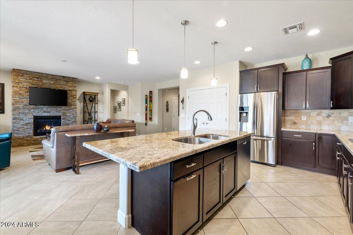 1031 N WIDE OPEN Trail N