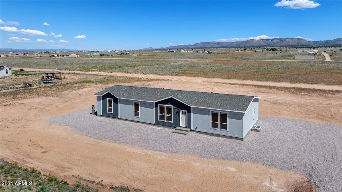 2424 W HARD CIDER Trail