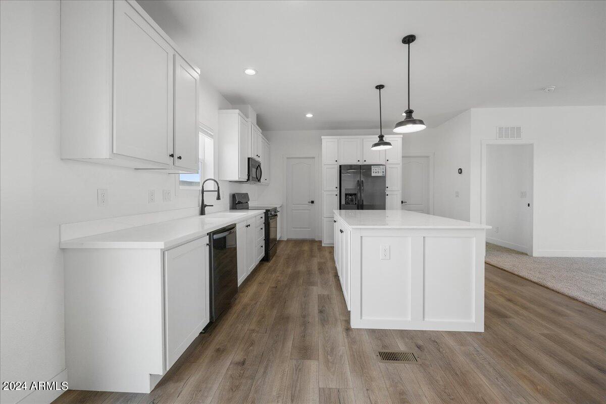 2424 W HARD CIDER Trail