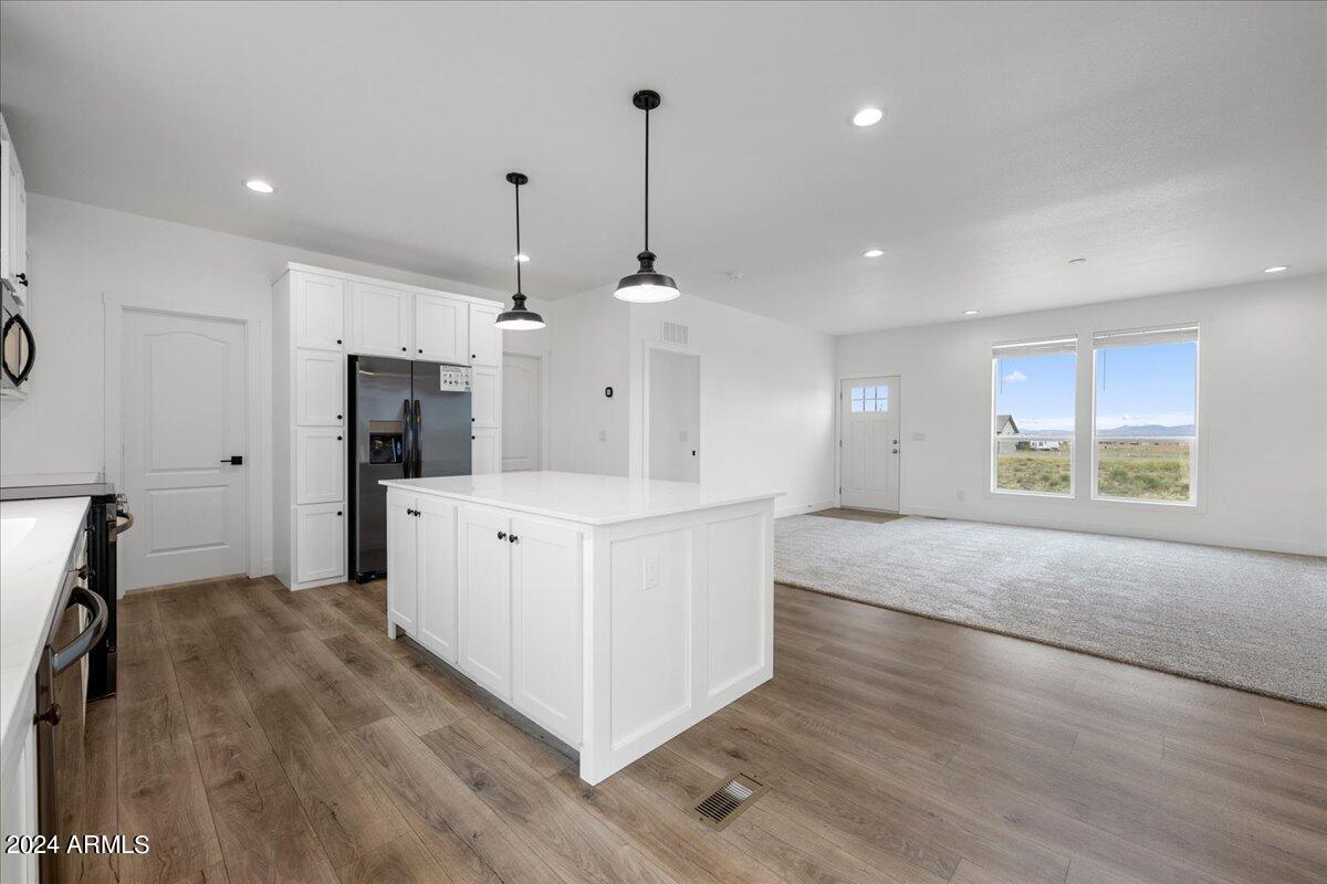 2424 W HARD CIDER Trail