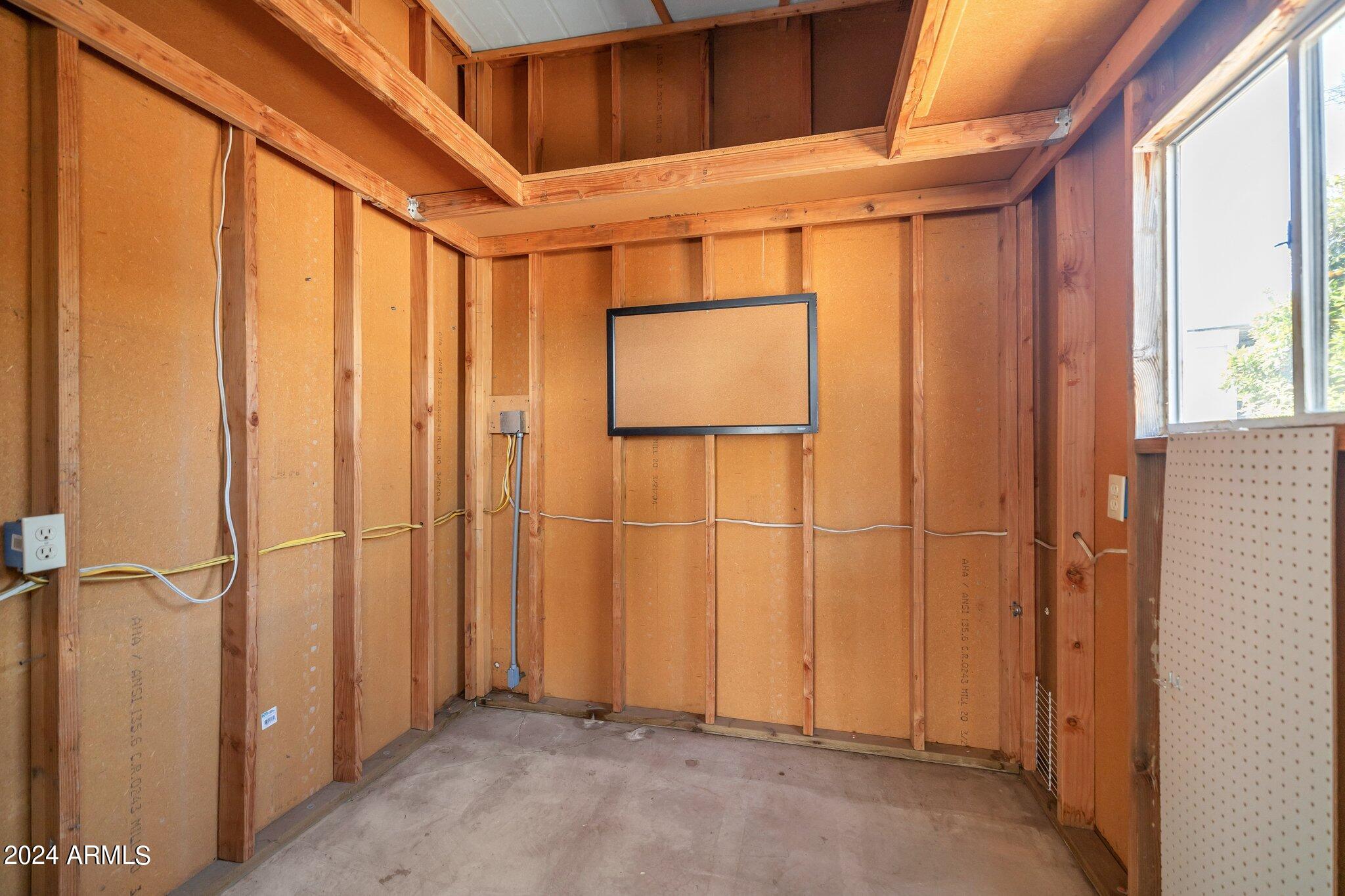 2650 W UNION HILLS Drive, 38