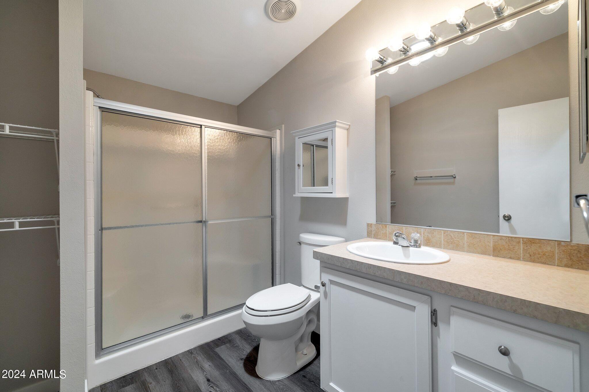 2650 W UNION HILLS Drive, 38