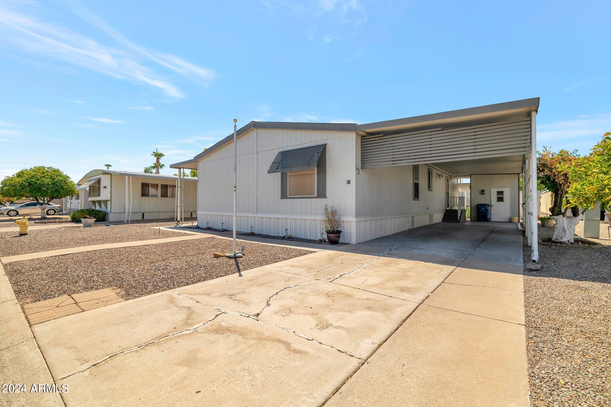 2650 W UNION HILLS Drive, 38