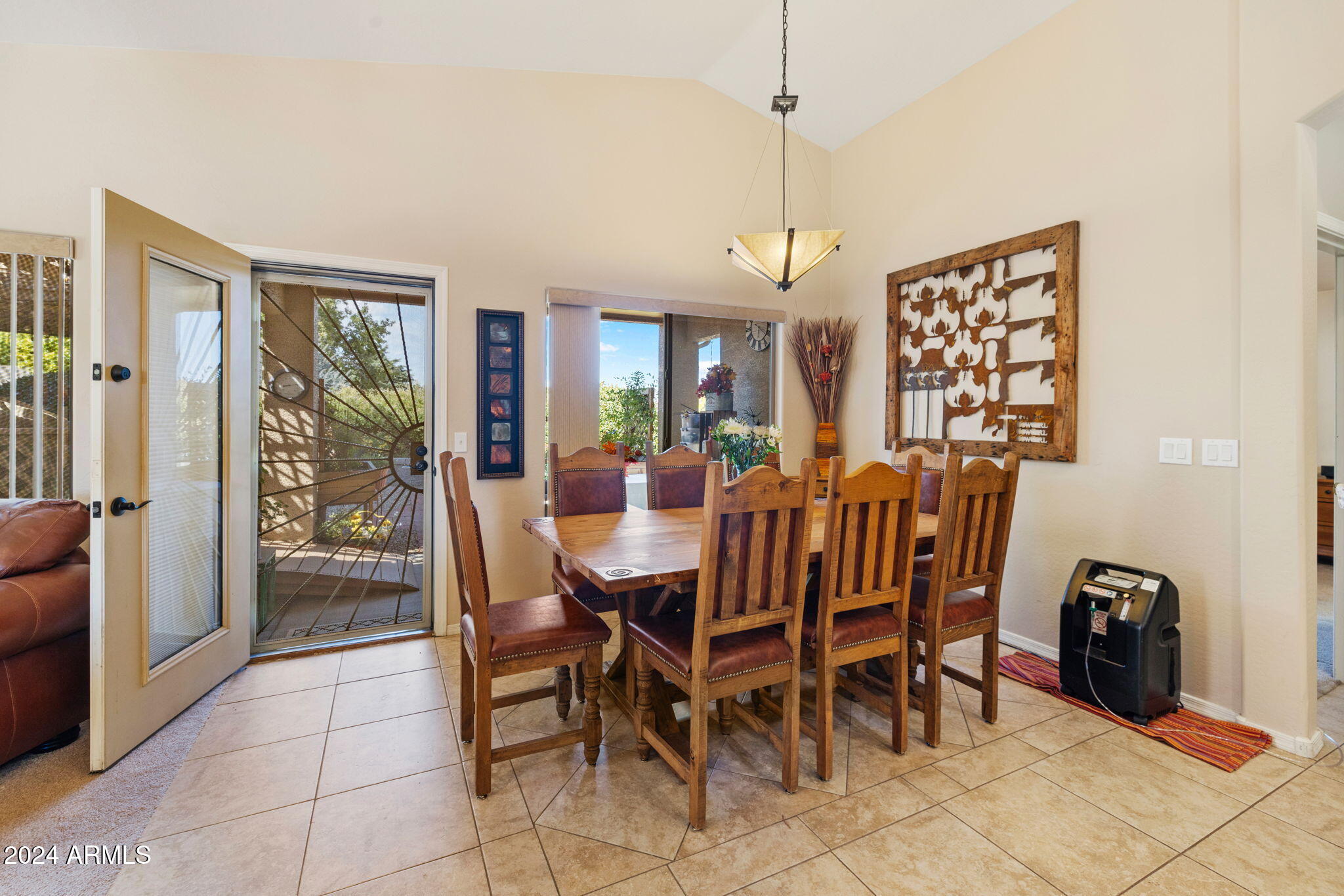 7698 N WINDING Trail