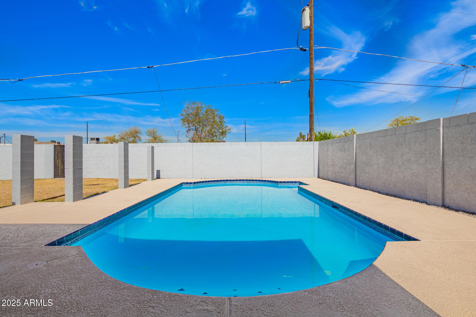 3436 E PIERCE Street