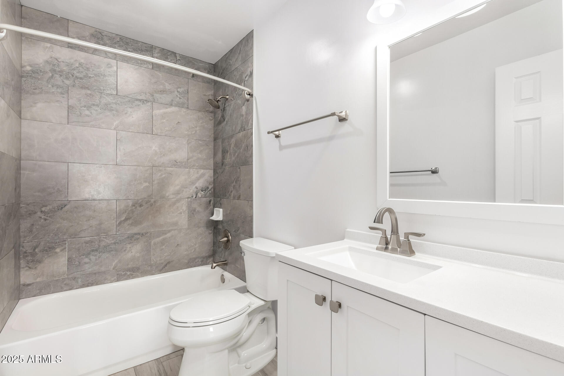 3436 E PIERCE Street