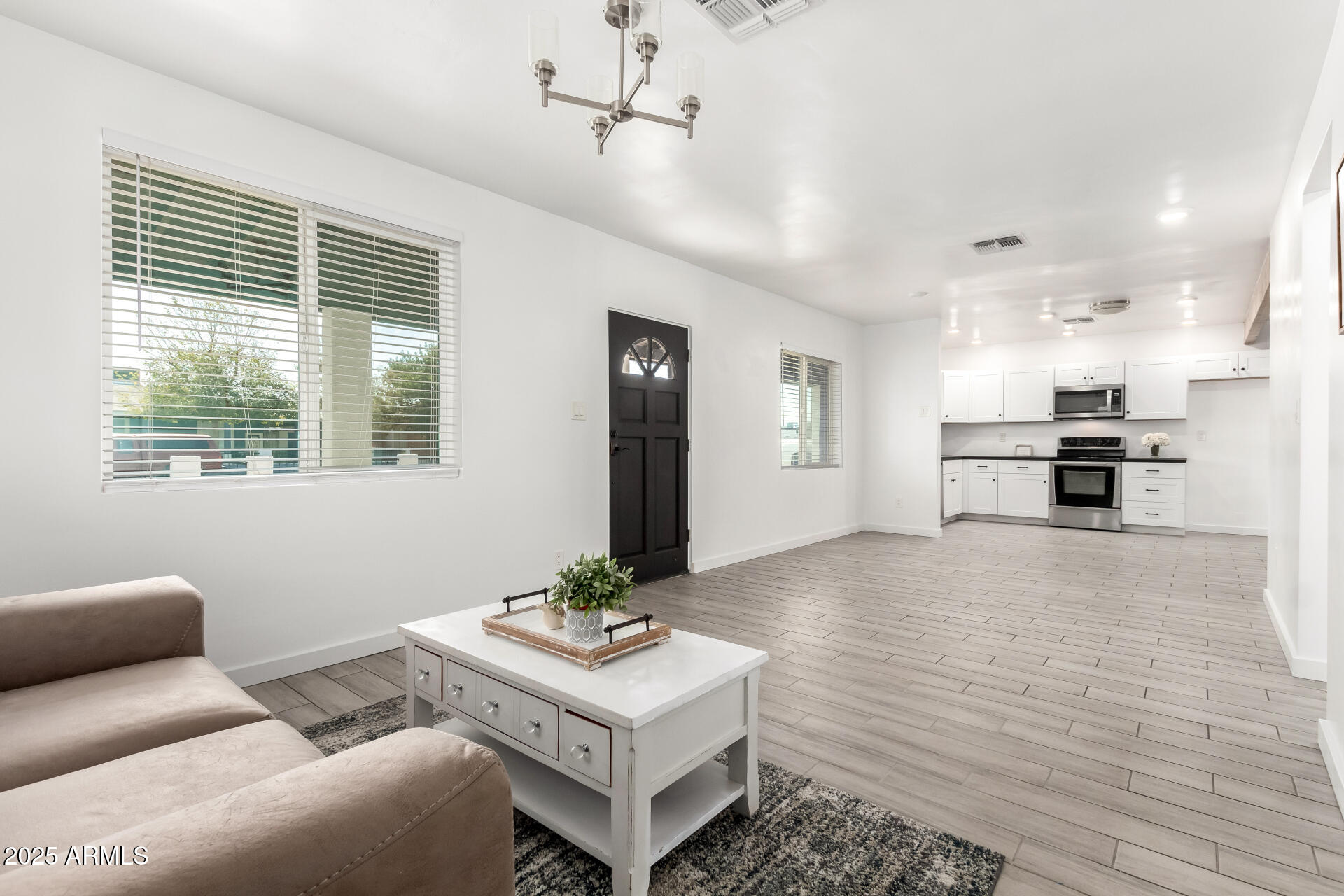 3436 E PIERCE Street