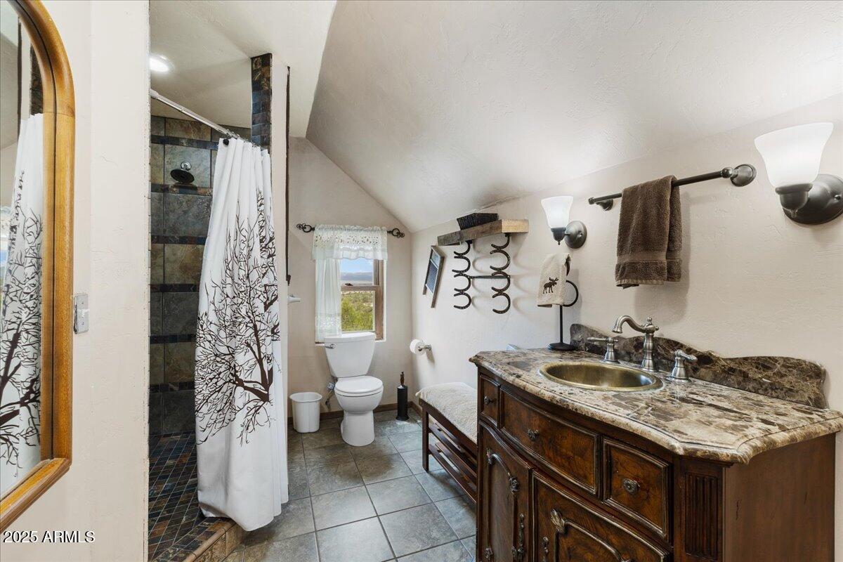 16795 N INDIAN RUINS Road