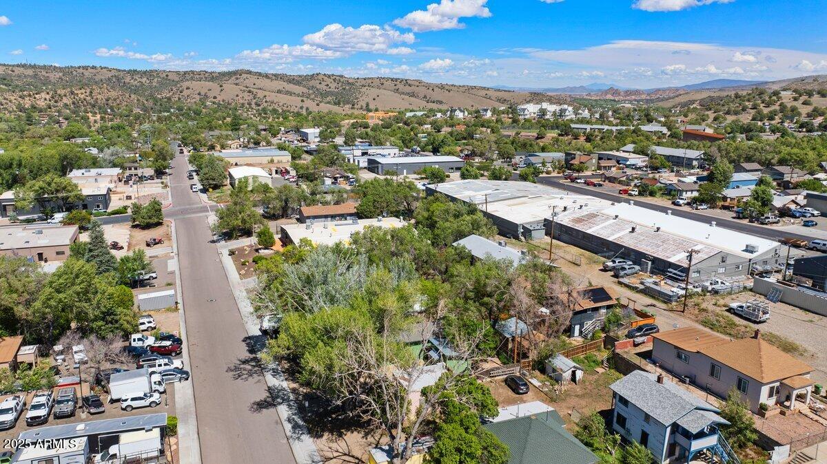 311 N WASHINGTON Avenue