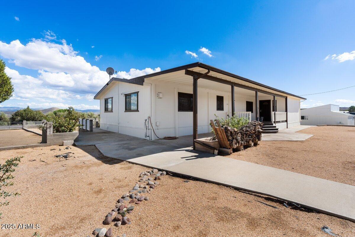 16132 S RED ROCK Lane