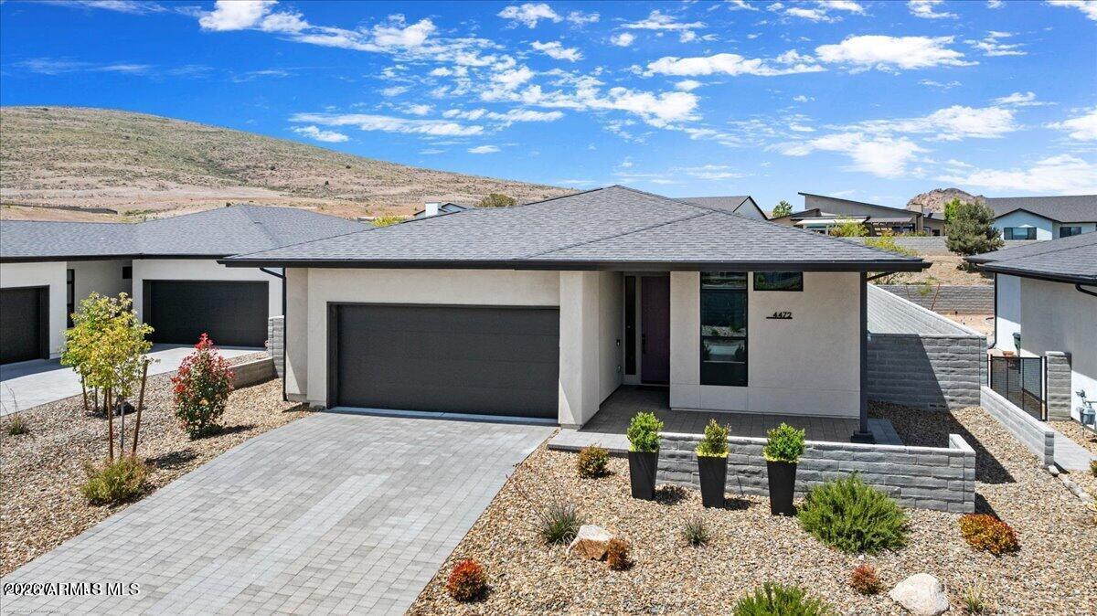 4472 N GARRETT Drive