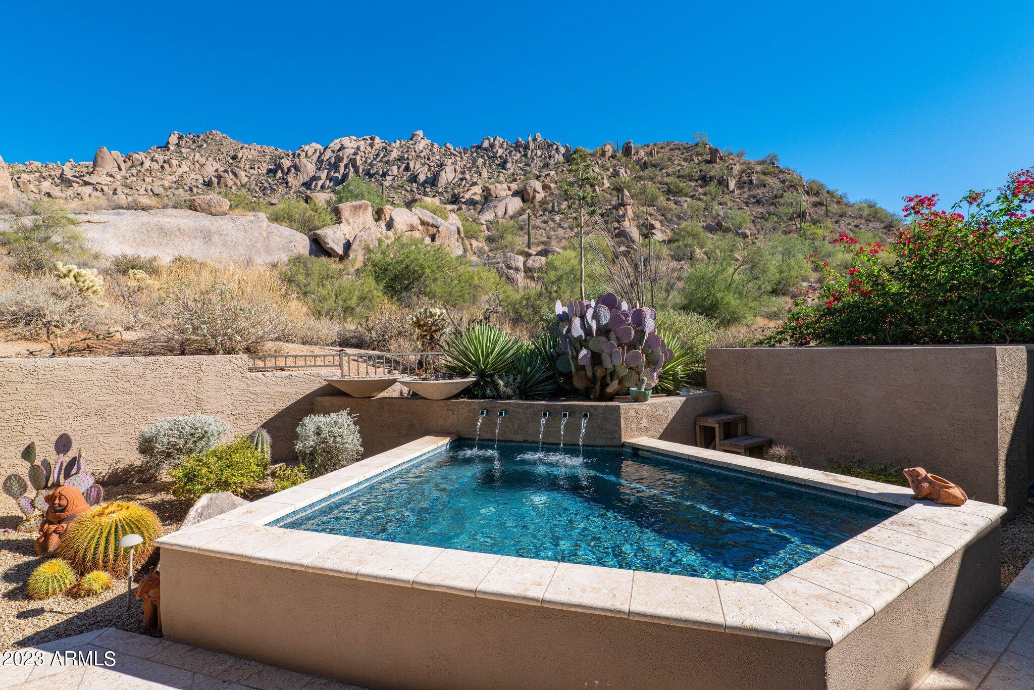 25555 N Windy Walk Drive, 68