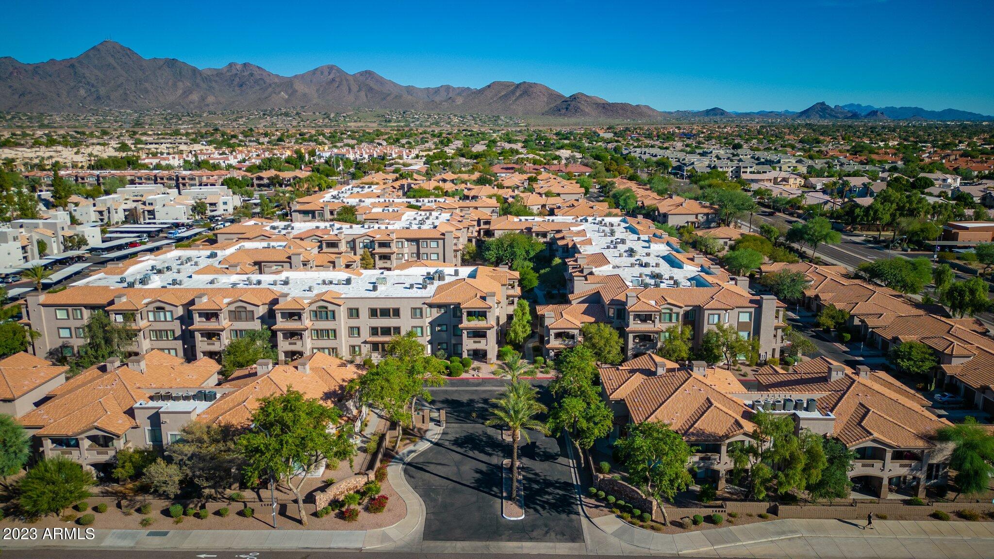 14000 N 94TH Street, 1088