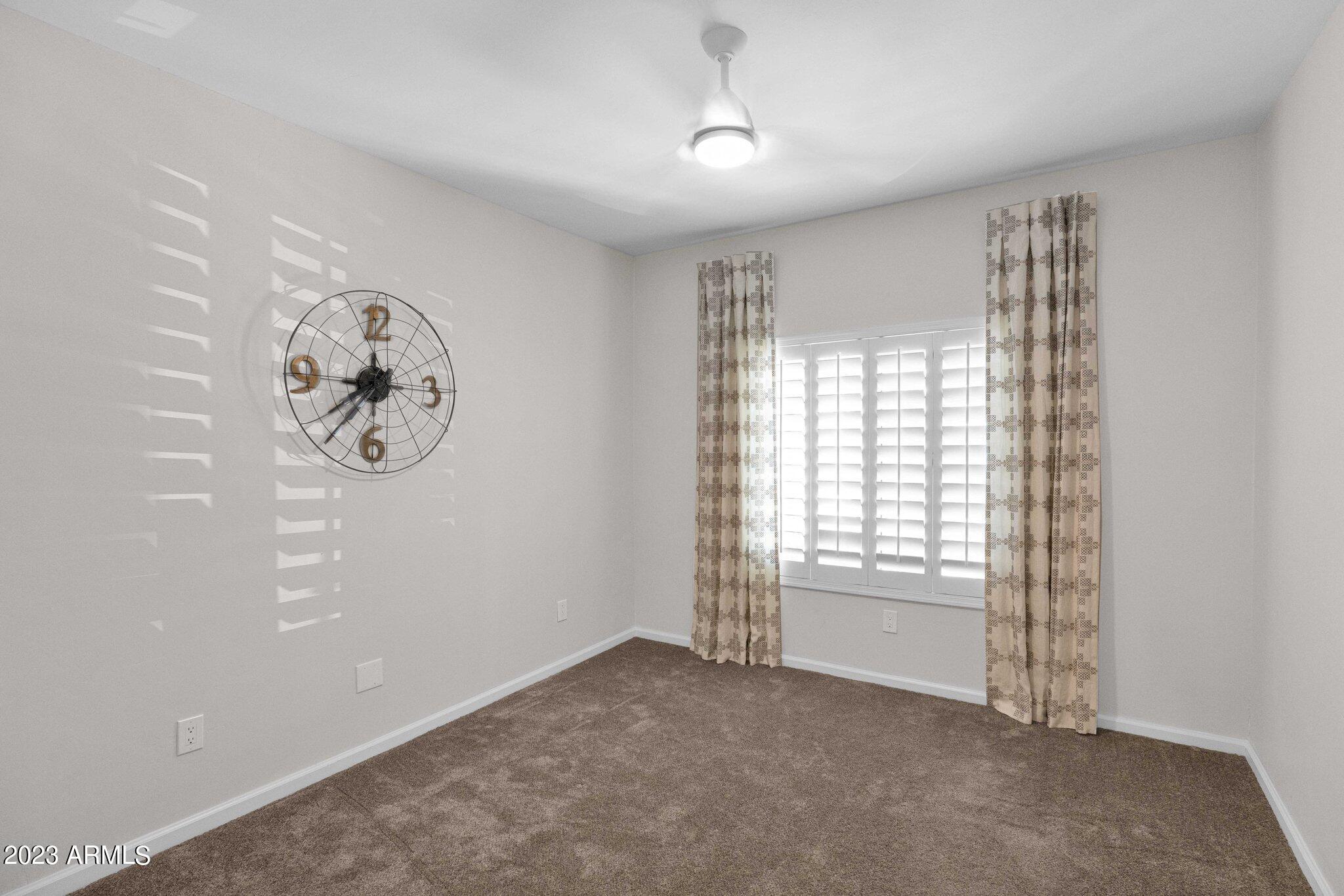 14000 N 94TH Street, 1088