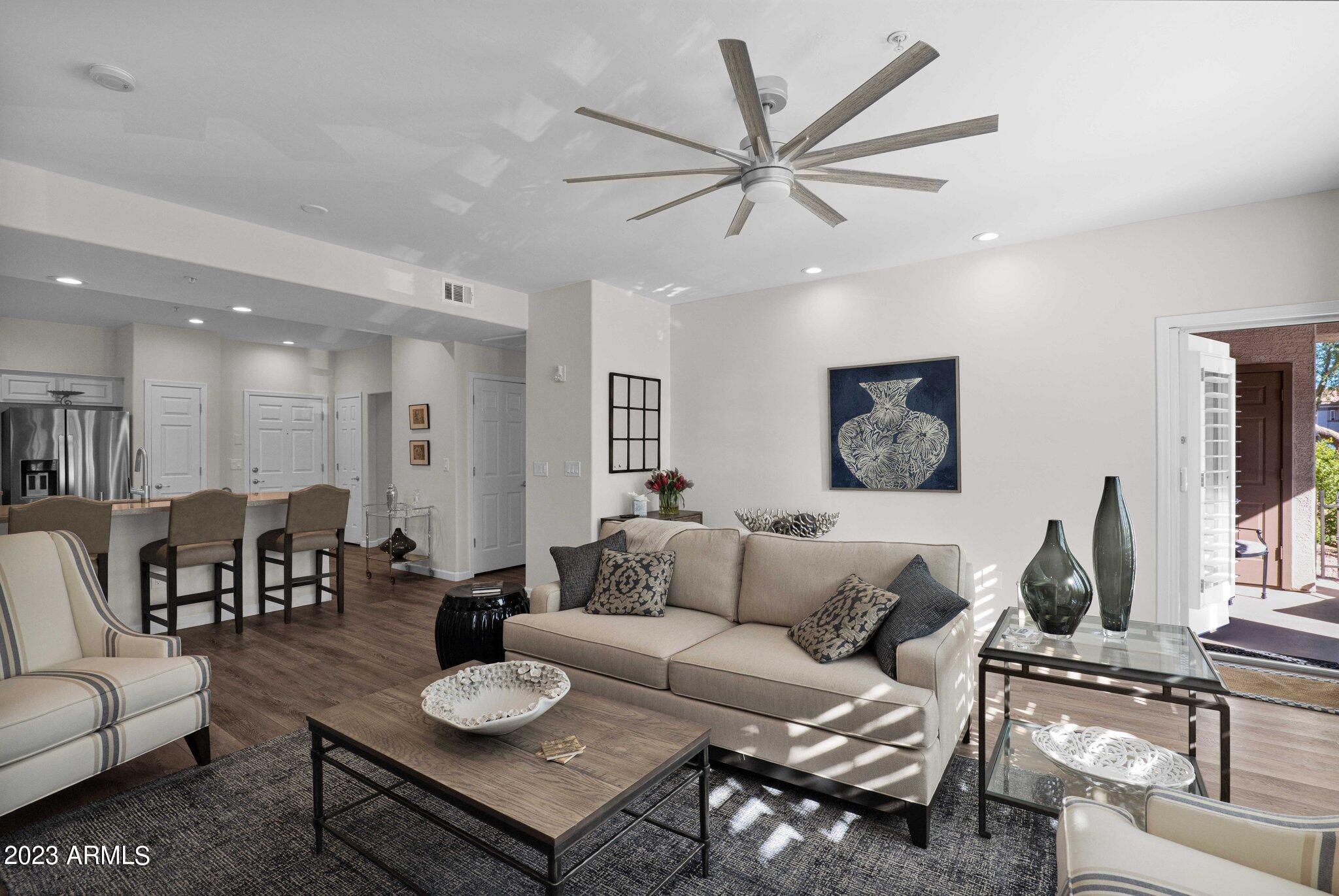 14000 N 94TH Street, 1088