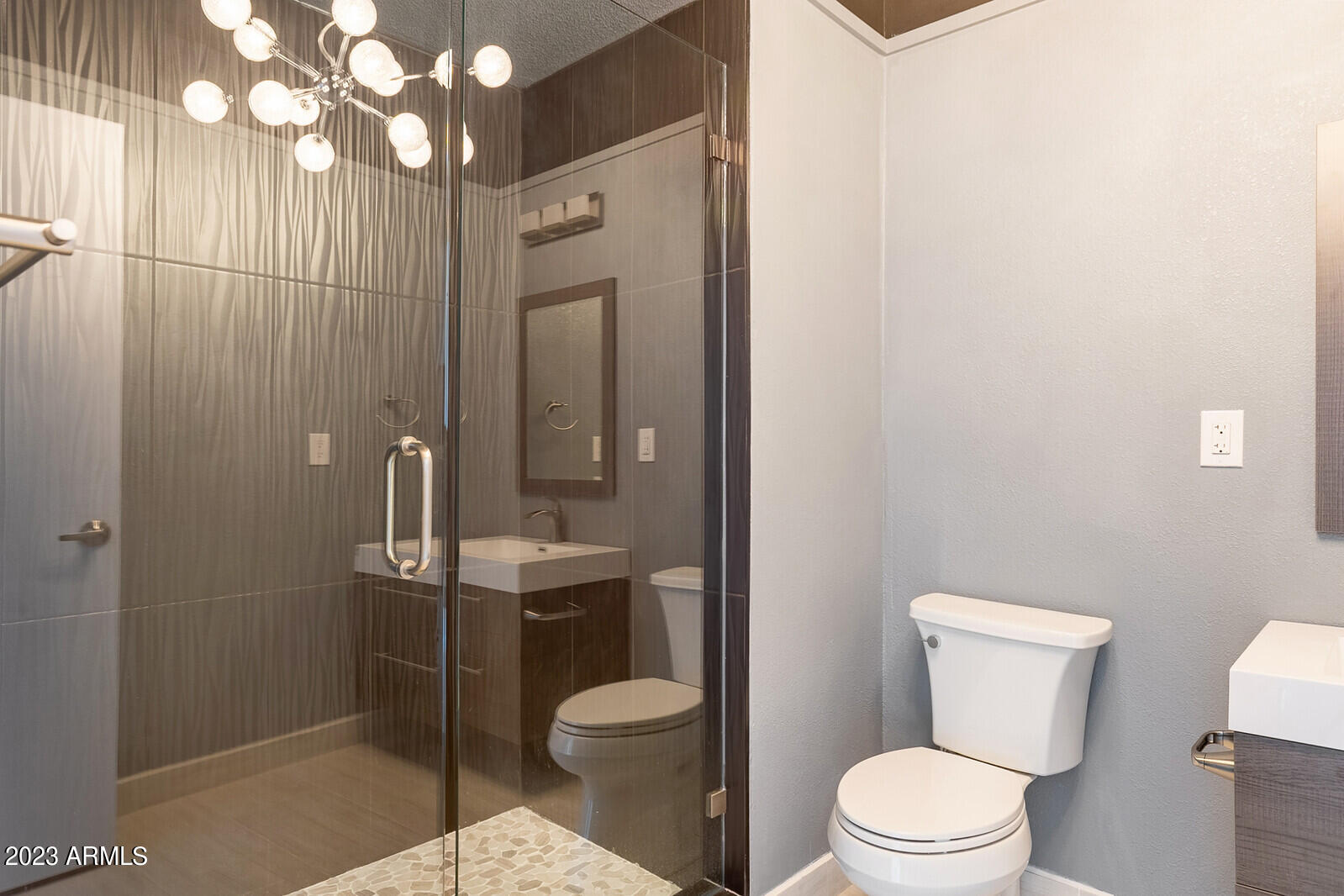 4750 N CENTRAL Avenue, 17N