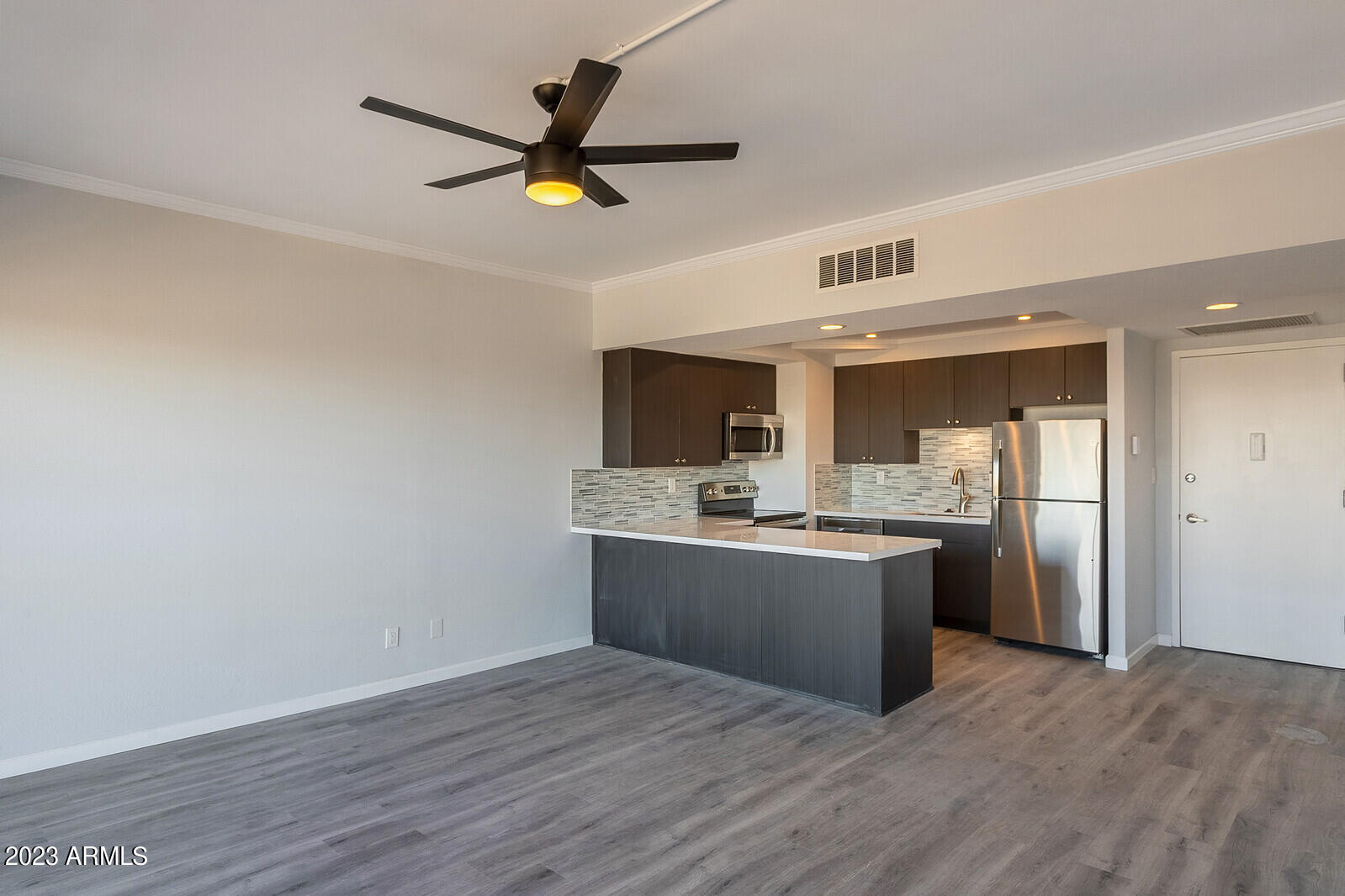 4750 N CENTRAL Avenue, 17N