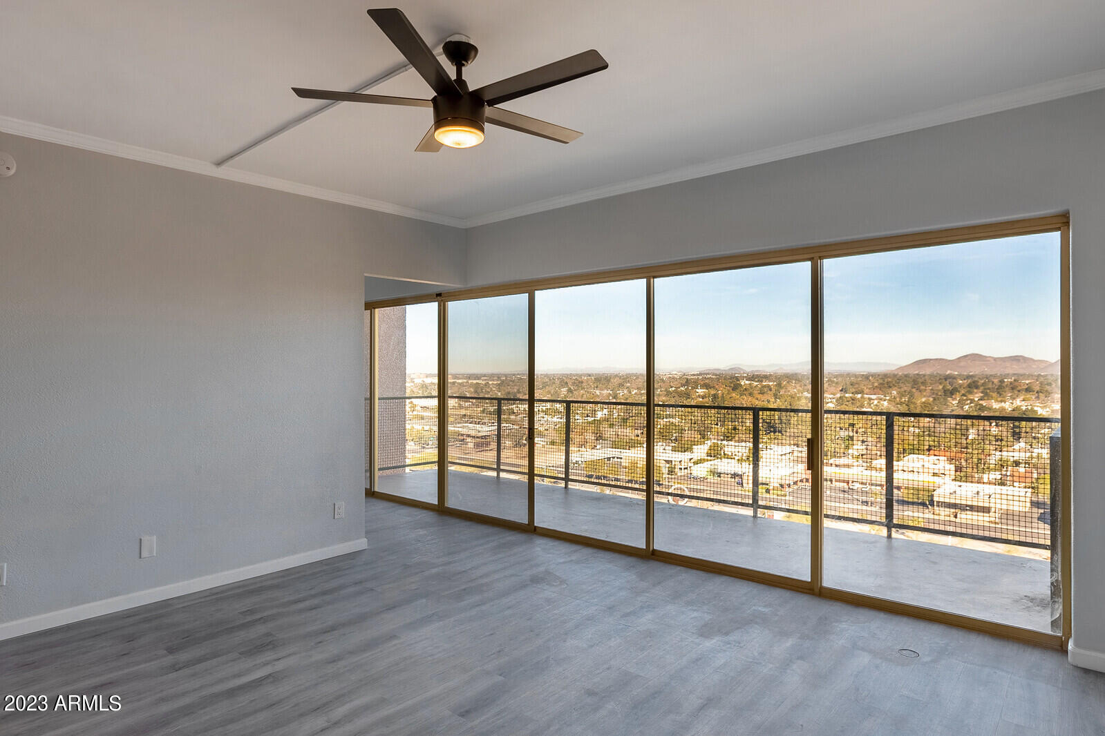 4750 N CENTRAL Avenue, 17N