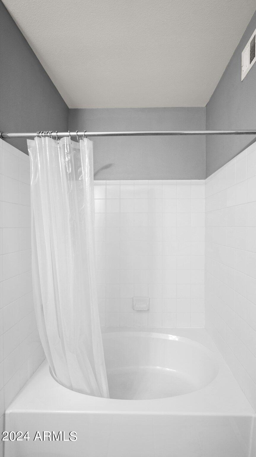 20100 N 78TH Place, 3087