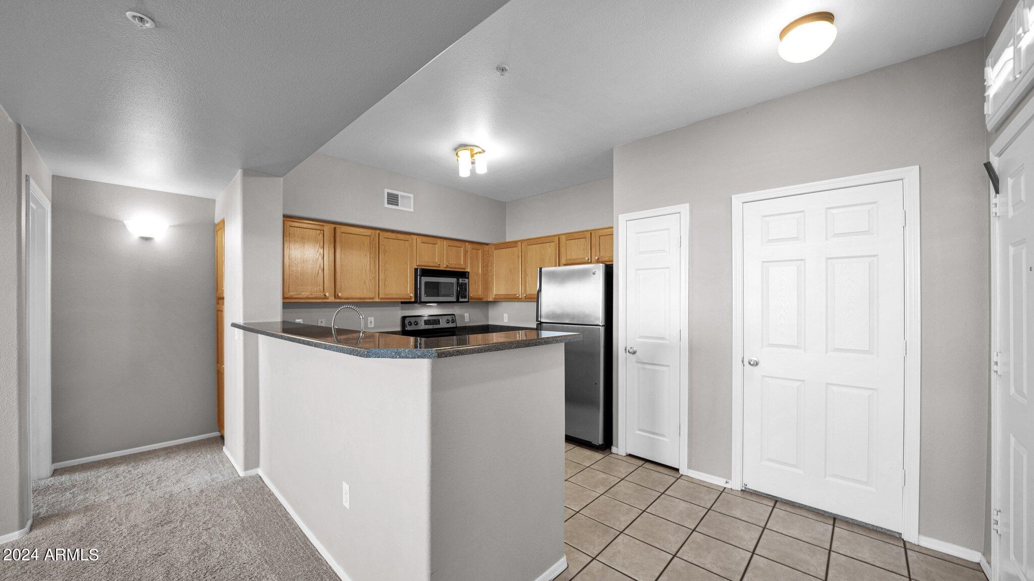 20100 N 78TH Place, 3087